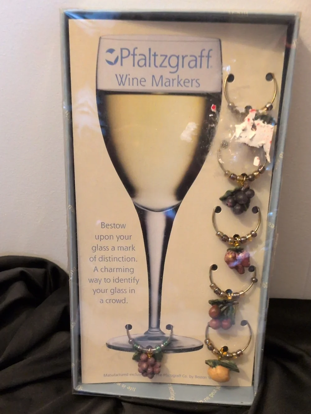 Pfaltzgraff Vintage Gold-Tone Wine Glass Markers with Fruit Charms